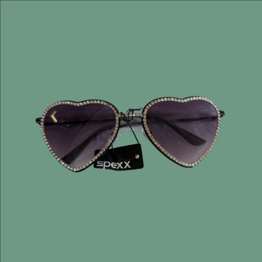Sunglasses Aviator Style Black Heart Sunglasses With Rhinestone